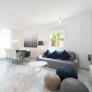  Apartment Real