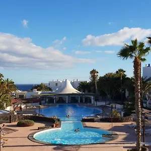 https://luxury-villa-playa-roca.in-canary-islands.com