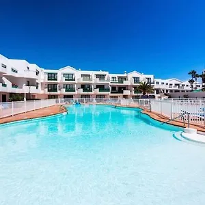 https://holiday-rent-in-costa-teguise.in-canary-islands.com